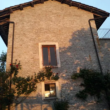 Κατάλυμα σε φάρμα Cascina Binelli