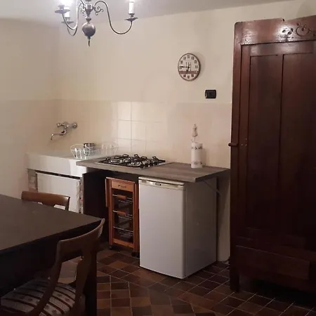 Κατάλυμα σε φάρμα Cascina Binelli *