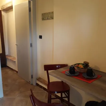 Cascina Binelli Κατάλυμα σε φάρμα Dogliani