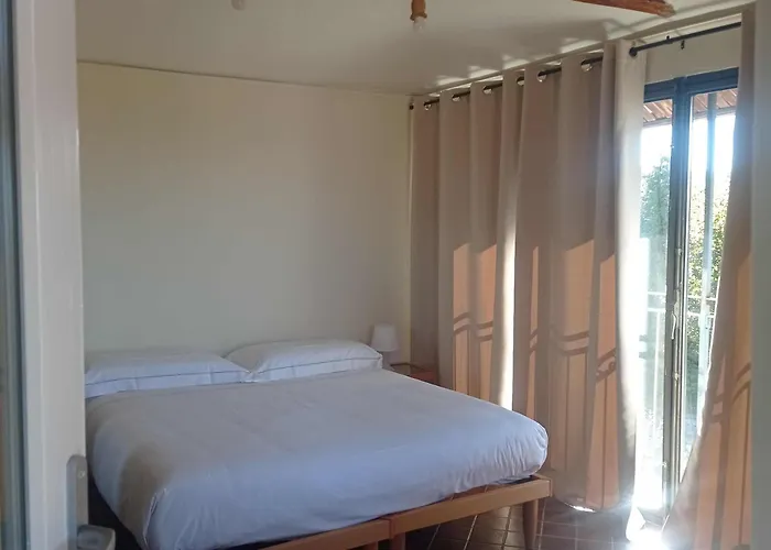בית חווה Cascina Binelli *