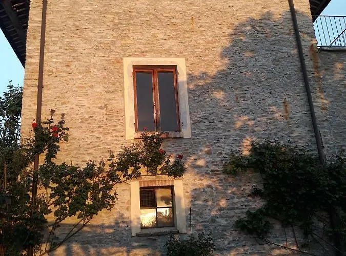 Cascina Binelli בית חווה דוליאני
